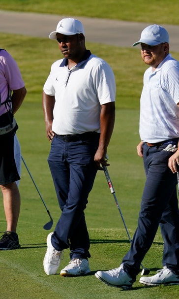 Varner takes early 1-shot lead over Spieth at Colonial